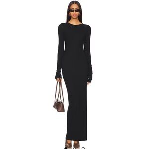 Eterne Long Sleeve Crewneck Maxi Dress in Black